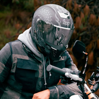 harley-motorcycle-rider-wearing-hax-black-pearl-full-face-helmet